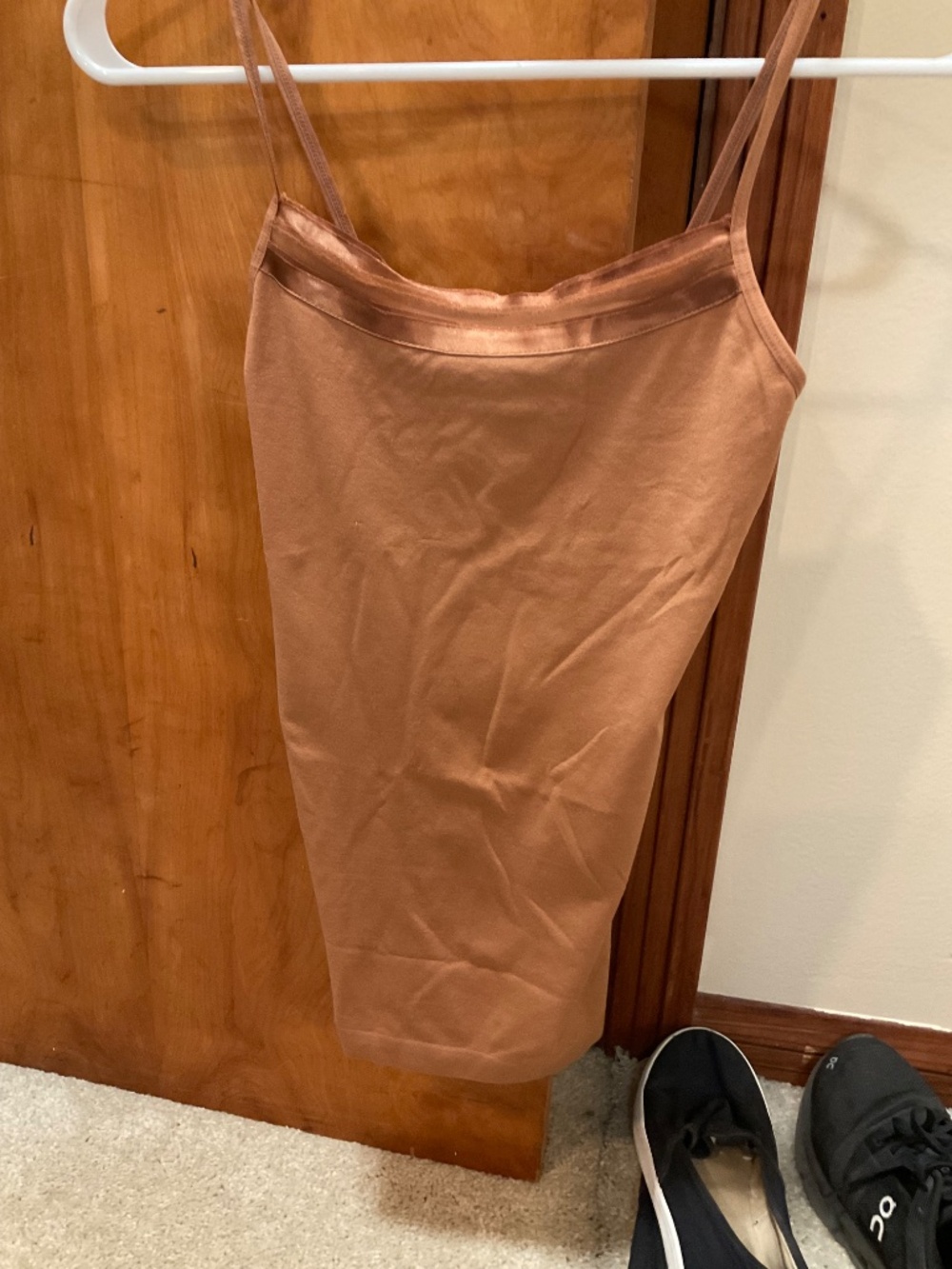 Tank top - Picture 2 of 3